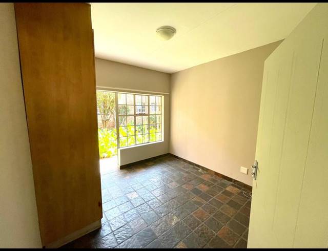 2 BEDROOM APARTMENT FOR SALE IN DASSIE RAND